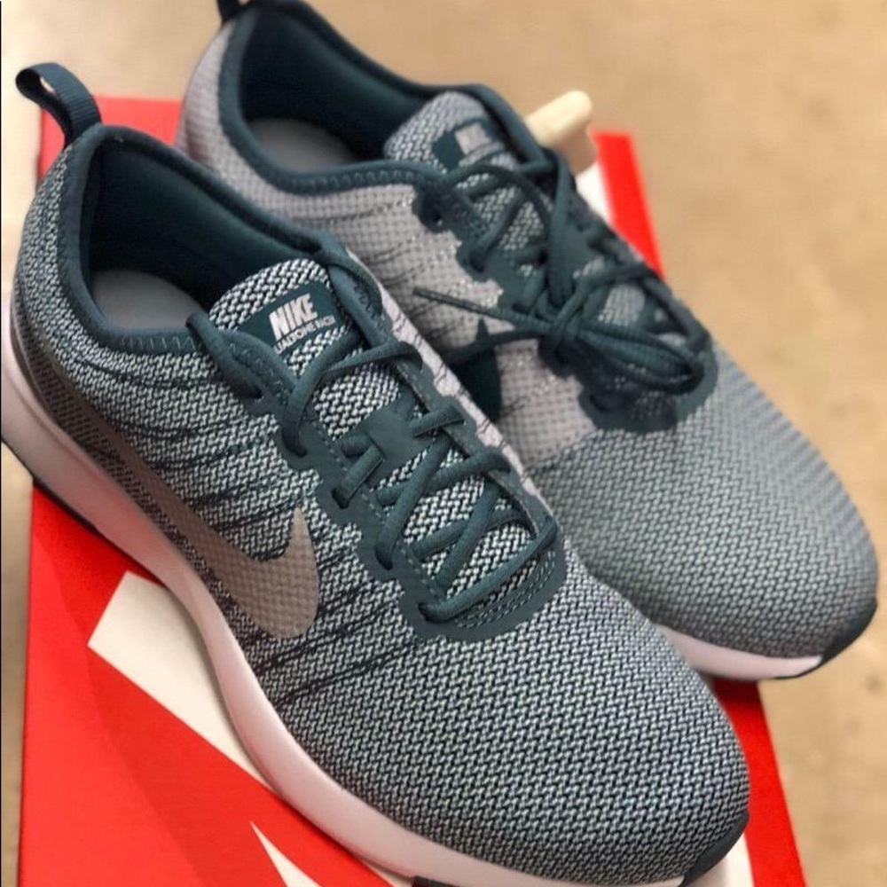 Nike Dualtone Racer 7Y Jade, Teal, Gray